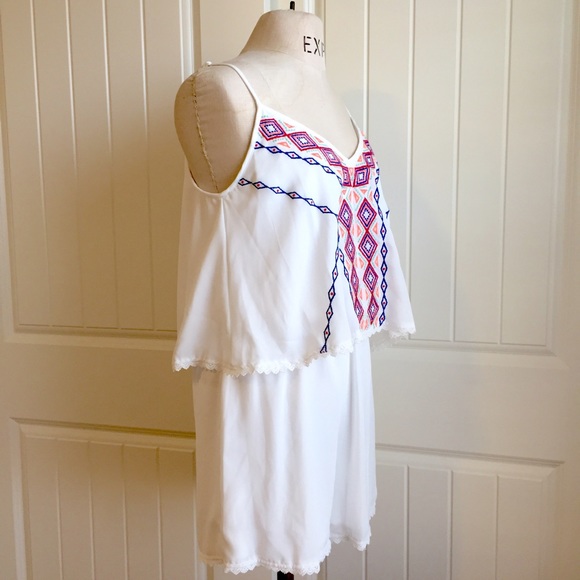 ️🚨SOLD🚨Geometric Print Summer Romper - Picture 2 of 4