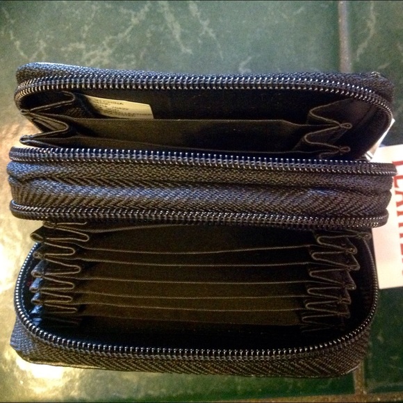 Not for sale.. Gifted 😘 - Picture 2 of 3