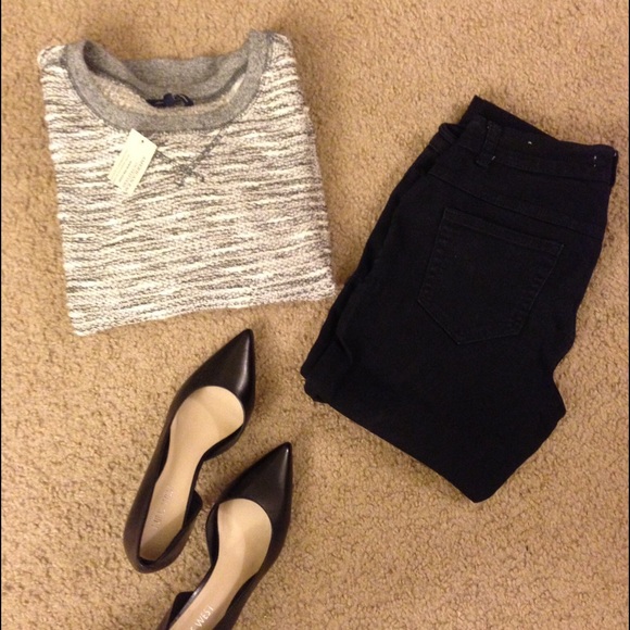 New AMERICAN EAGLE sweater NWT <3 <3