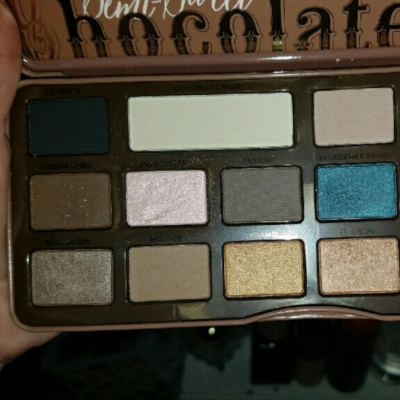 Too Faced Semi-Sweet Chocolate Bar