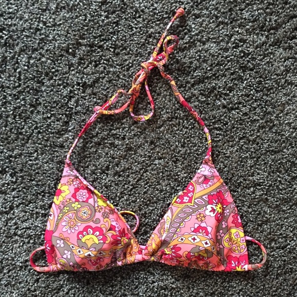 NWOT triangle bikini top with light padding