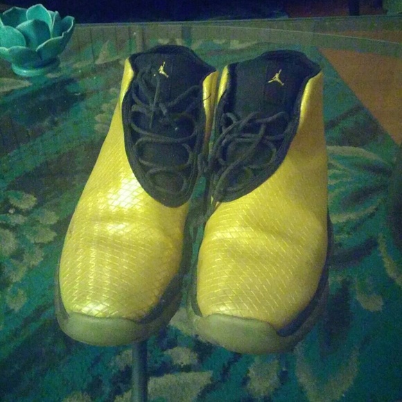 Gold and black future jordans/ rare color - Picture 4 of 4