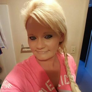 Meet your Posher, Jenny