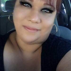 Meet your Posher, Claudia