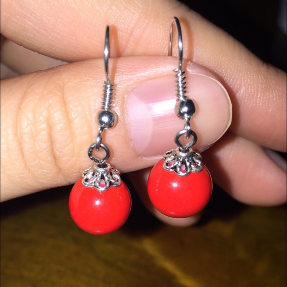 2️⃣ Set Handmade earrings & bracelet