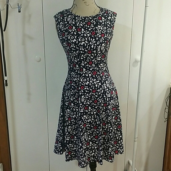 London Times Dresses & Skirts - London Times Dress