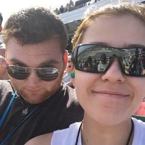 Meet your Posher, Tiffany