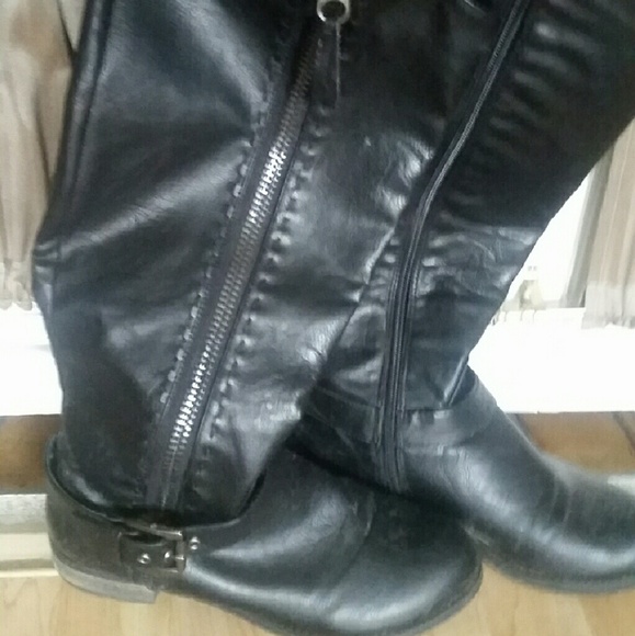 Steve Madden boots