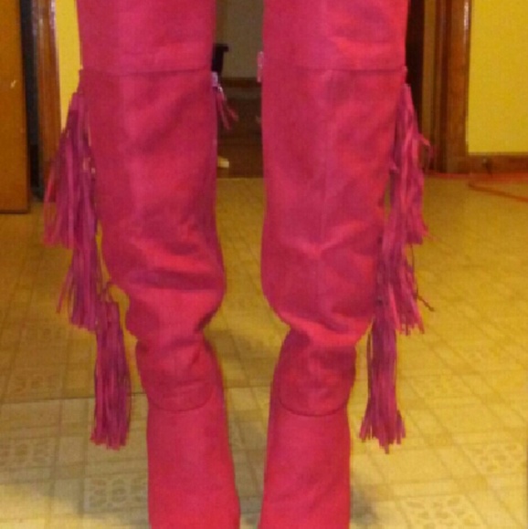 Sexy knee boots