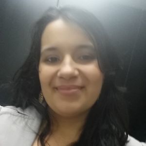 Meet your Posher, Priscila