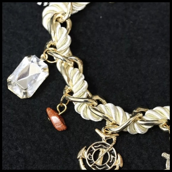 ED11 Gold Nautical Rope Charm Bracelet - Picture 2 of 3