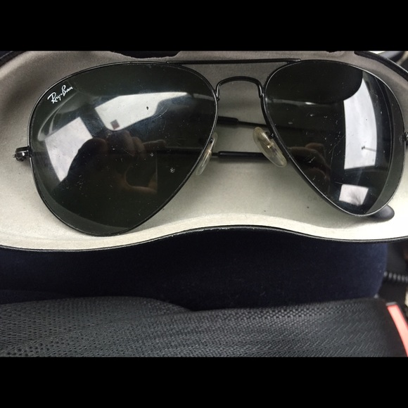 Authentic black raybands