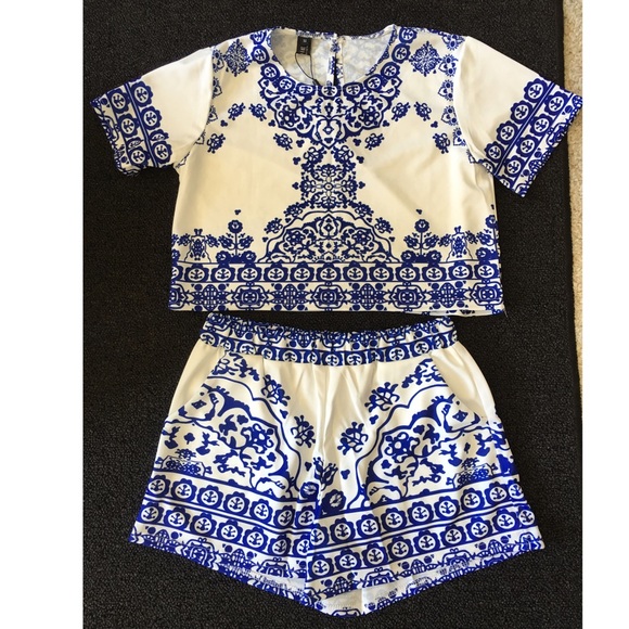 🎀LAST ONE🎀 Crop Top and shorts set - Picture 3 of 3