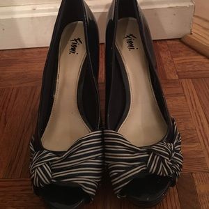 Beautiful sandals size us 6 1/2