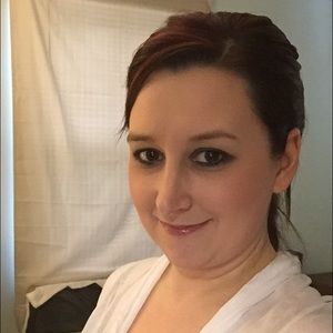 Meet your Posher, Anne