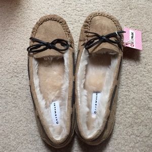 Airwalk comfy indoor/outdoor slipper/shoes