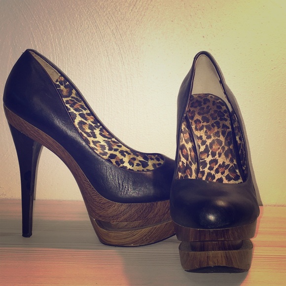 Jessica Simpson Colie Pump