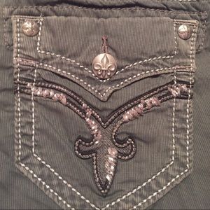 Rock Revival Cargo Capris size 28