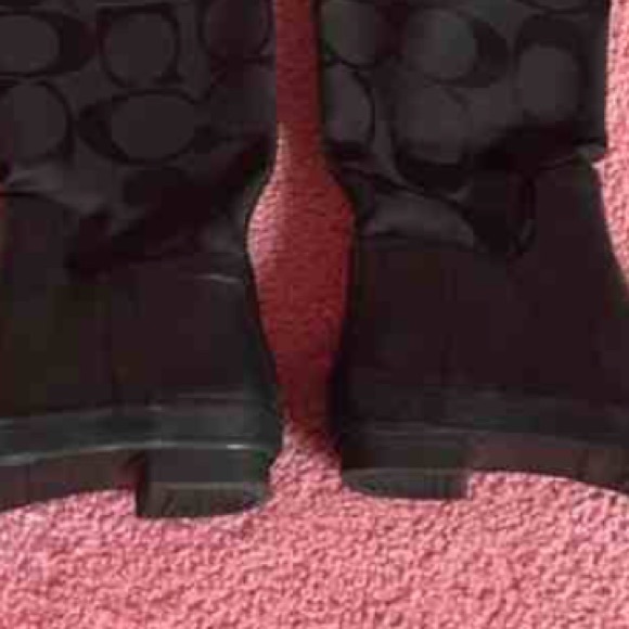 Coach rain boots authentic make offers!!!!!!! - Picture 2 of 2