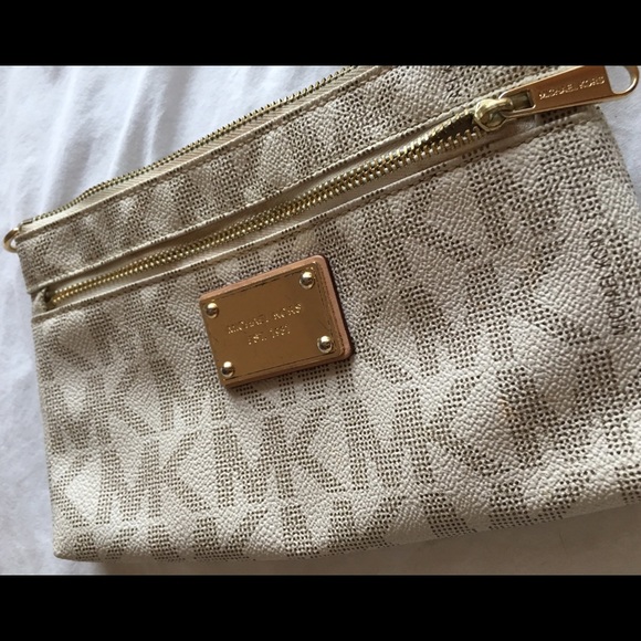 No longer using this. It needs a good home :)