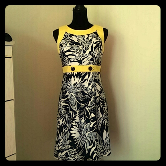 London Times Beautiful dress