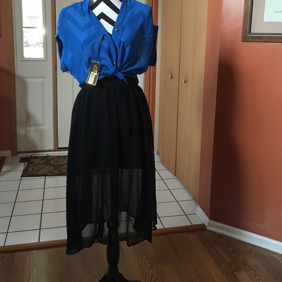 Tramp Dresses & Skirts - Tramp