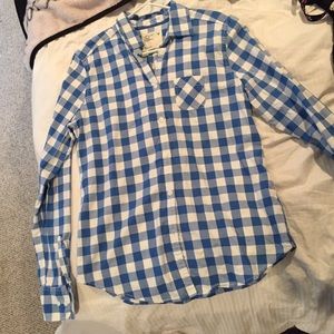 American Eagle Button up