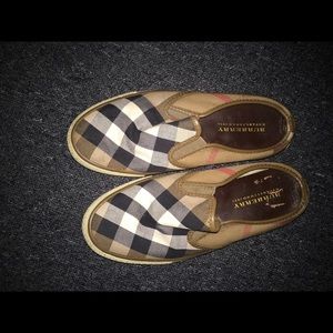 Burberry slip on sneaks