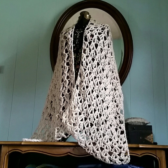 Prayer Shawl - Picture 2 of 4