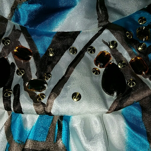 Printed halter top - Picture 3 of 3
