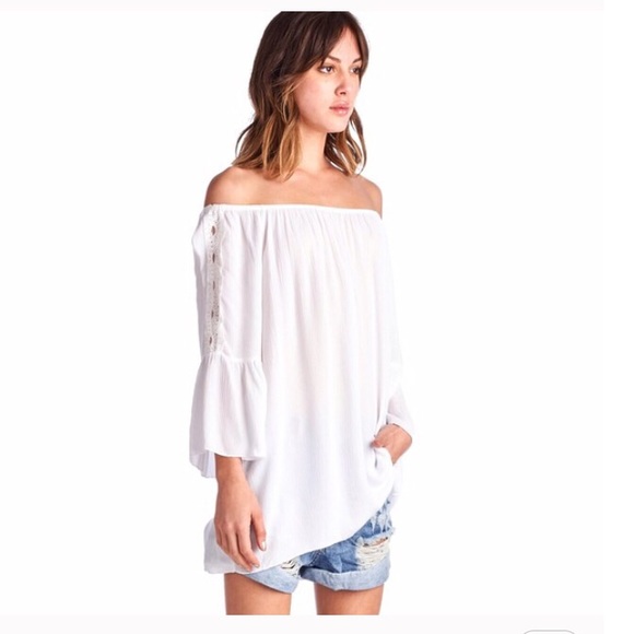 ✨Sale✨April Spirit Boho Top - Picture 2 of 4