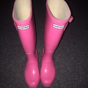 Barbie pink hunter boots excellent condition