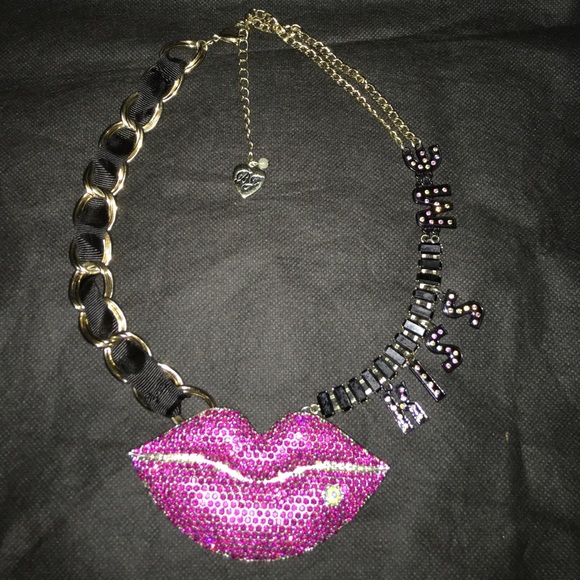 Limited Edition "BJ Kiss Me" Statement necklace 💋