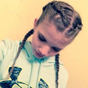 Meet your Posher, Caitlin