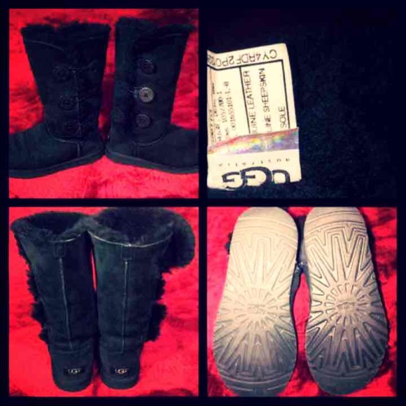 💕Uggs size 6 fits a 7💕