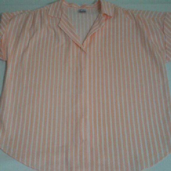 $21 ❤️Peach and White Striped Seersucker Shirt L