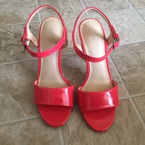 Apt 9 heels, coral, Size 5 1/2
