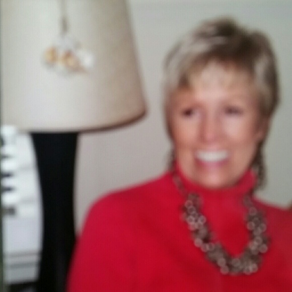 Meet your Posher, Jo anne - Picture 1 of 1