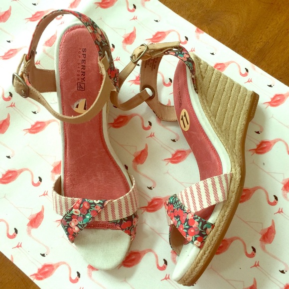 NEW Sperry top sider wedge sandals