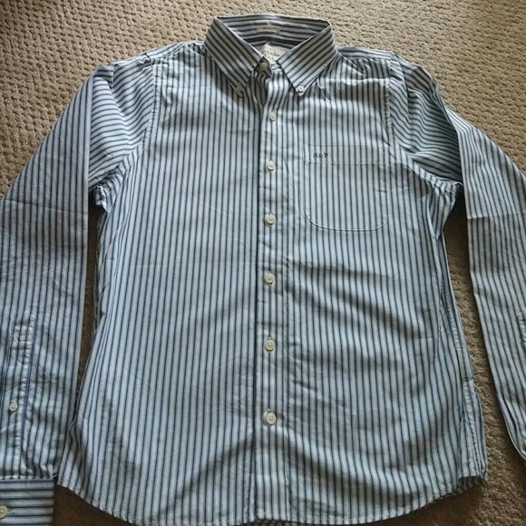 A&F long sleeve