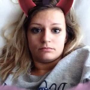 Meet your Posher, Joely