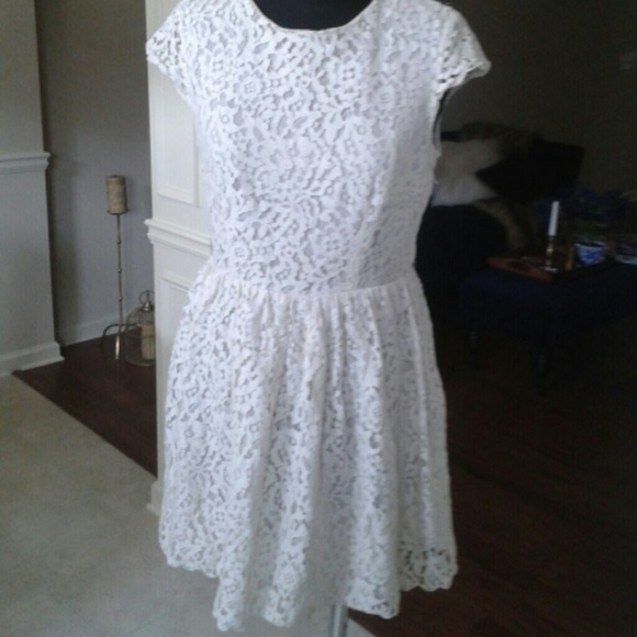 H&M LACE DRESS