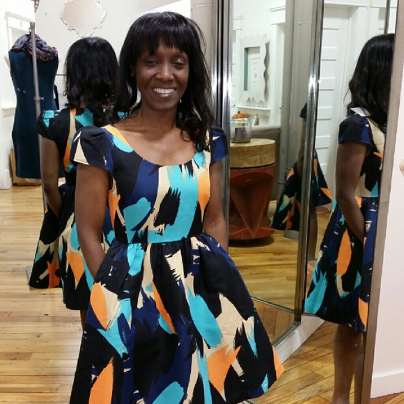 Meet your Posher, Denise - Picture 2 of 2