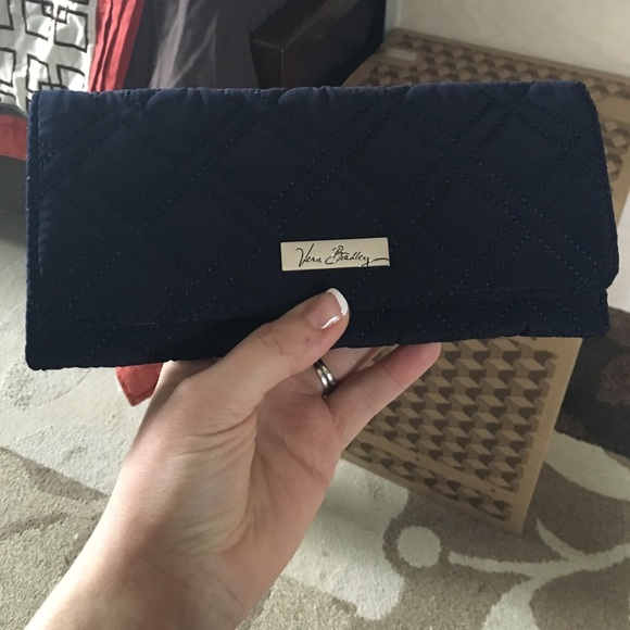 Vera Bradley Trifold Wallet (navy)