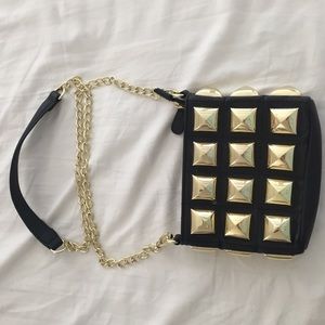 Betsy Johnson Studded Crossbody. Black and gold.