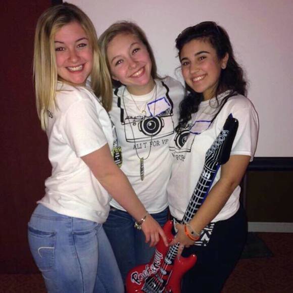 Meet your Posher, Laura