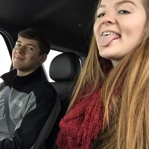 Meet your Posher, Meridith