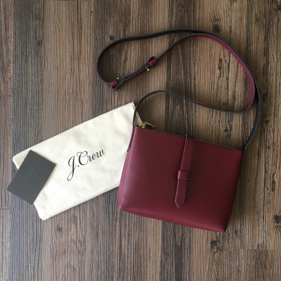J. Crew Handbags - 🎉HP🎉Burgundy crossbody bag