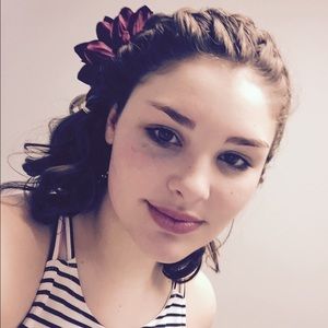 Meet your Posher, Bri