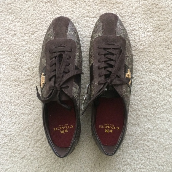 New Coach Ivy Signature Logo Sneaker